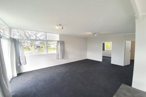 Photo of property in 6 Westhaven Grove, Takaro, Palmerston North, 4412