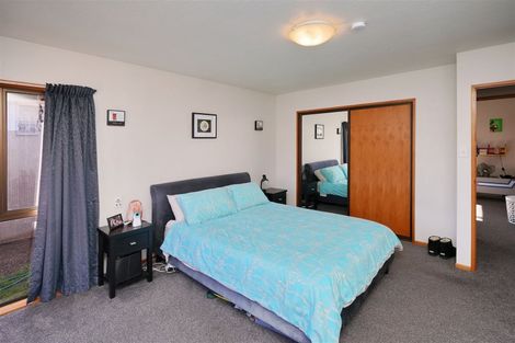 Photo of property in 2/18 Mottram Street, Redwood, Christchurch, 8051