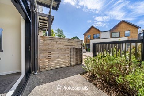 Photo of property in 1 Glen Evans Crescent, Fairfield, Lower Hutt, 5011