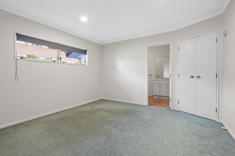 Photo of property in 38 Bouverie Crescent, Flagstaff, Hamilton, 3210