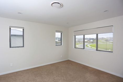 Photo of property in 46 Colonial Drive, Silverdale, 0932