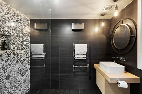 Photo of property in 24 Wiltshire Street, Arrowtown, 9302