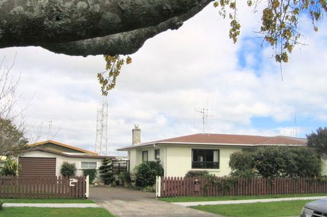 Photo of property in 2 Emmett Street, Greerton, Tauranga, 3112