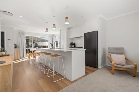 Photo of property in 8 Hokioi Drive, Kenepuru, Porirua, 5022