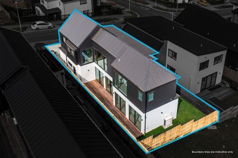 Photo of property in 53 Kumukumu Road, Long Bay, Auckland, 0630