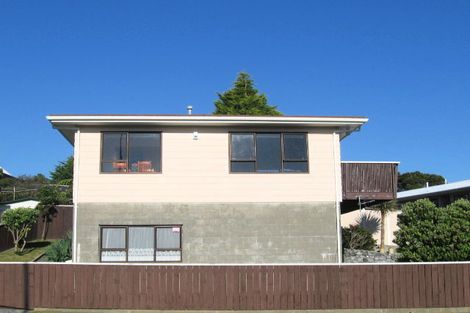 Photo of property in 177 Holborn Drive, Stokes Valley, Lower Hutt, 5019