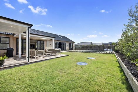 Photo of property in 9 Awanui Crescent, Matakana, Warkworth, 0985