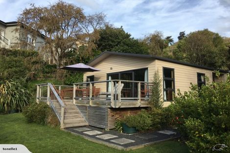Photo of property in 11 Marion Street, Macandrew Bay, Dunedin, 9014