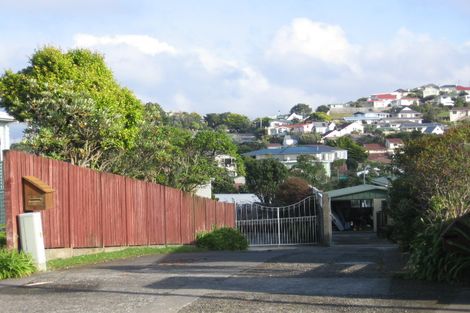 Photo of property in 5 Pelorous Street, Paparangi, Wellington, 6037