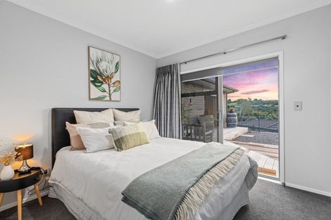 Photo of property in 111 Oteki Park Drive, Welcome Bay, Tauranga, 3112