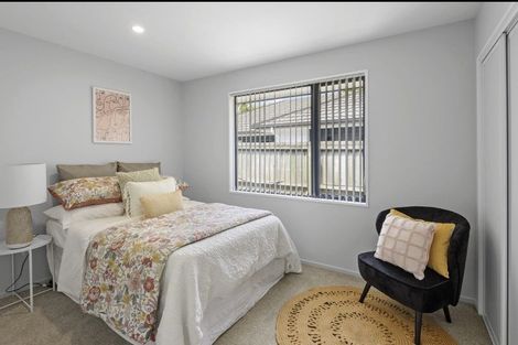 Photo of property in 10 Puhara Avenue, Parklands, Christchurch, 8083