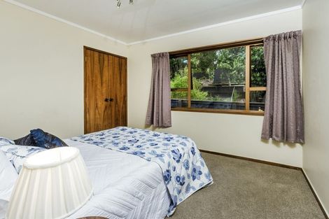 Photo of property in 14 King Richard Place, Browns Bay, Auckland, 0630