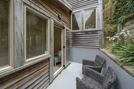 Photo of property in 23 Doris Gordon Crescent, Crofton Downs, Wellington, 6035