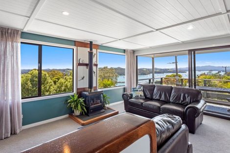 Photo of property in 20 Franklin Street, Opua, 0200
