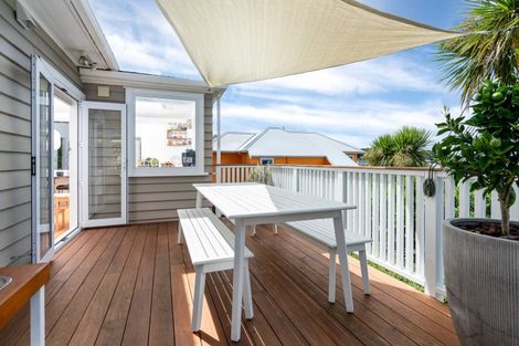 Photo of property in 30 Mandalay Terrace, Khandallah, Wellington, 6035