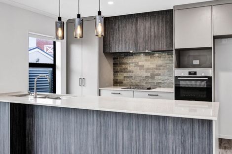 Photo of property in 7 Egmont Street, Hawera, 4610