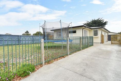 Photo of property in 200 Keyes Road, New Brighton, Christchurch, 8083