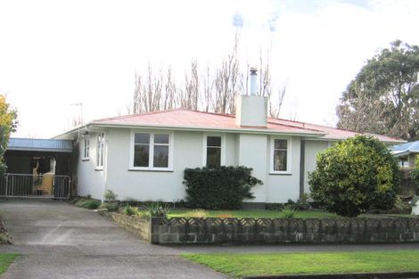 Photo of property in 49 Ruamahanga Crescent, Terrace End, Palmerston North, 4410