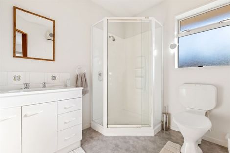 Photo of property in 436a Harewood Road, Harewood, Christchurch, 8051