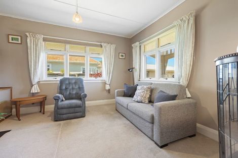 Photo of property in 11 Normanby Street, Fitzroy, New Plymouth, 4312