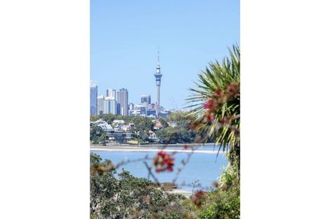 Photo of property in 26 Pine Ridge Terrace, Hauraki, Auckland, 0622