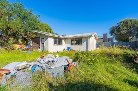 Photo of property in 122 Seaview Road, Paraparaumu Beach, Paraparaumu, 5032