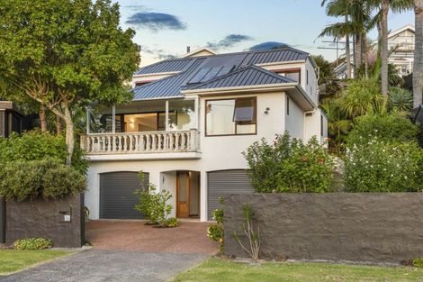 Photo of property in 1/62 Wairoa Road, Narrow Neck, Auckland, 0624