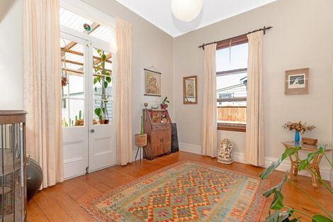 Photo of property in 35 Lyndhurst Street, Awapuni, Gisborne, 4010