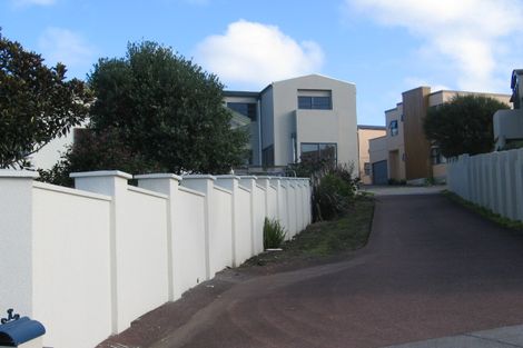 Photo of property in 10a Bluefin Way, West Harbour, Auckland, 0618