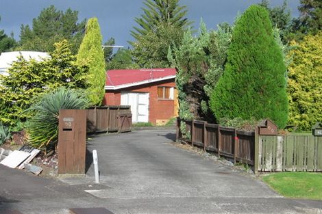 Photo of property in 60 Rewarewa Road, Te Atatu Peninsula, Auckland, 0610