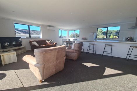 Photo of property in 16 Morton Street, Edendale, 9825