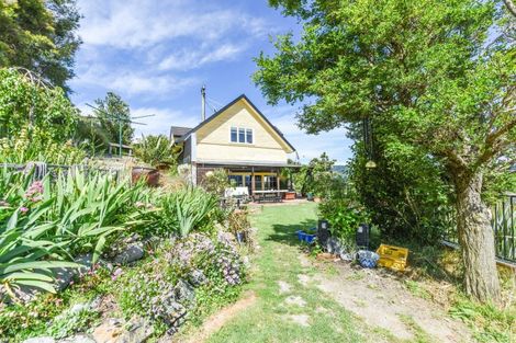 Photo of property in 51 Boons Valley Road, Waikawa, Picton, 7220