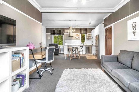 Photo of property in 17 Thomas Street, Gore, 9710