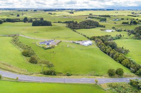 Photo of property in 760 Halcombe Road, Halcombe, Feilding, 4775