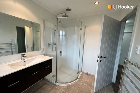 Photo of property in 42h Riccarton Road East, East Taieri, Mosgiel, 9024