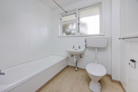 Photo of property in 16 Gilbert Road, Otara, Auckland, 2023