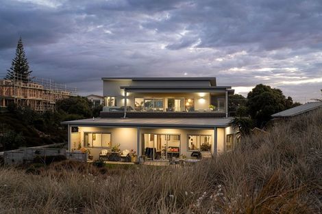 Photo of property in 357b Oceanbeach Road, Mount Maunganui, 3116