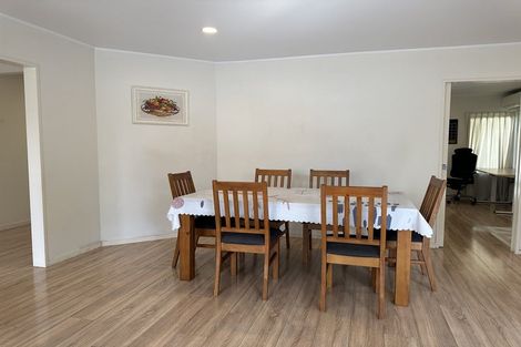 Photo of property in 1/15 Mandica Place, Sunnynook, Auckland, 0632