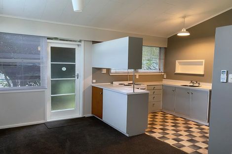 Photo of property in 2 Allen Road, Raumati Beach, Paraparaumu, 5032