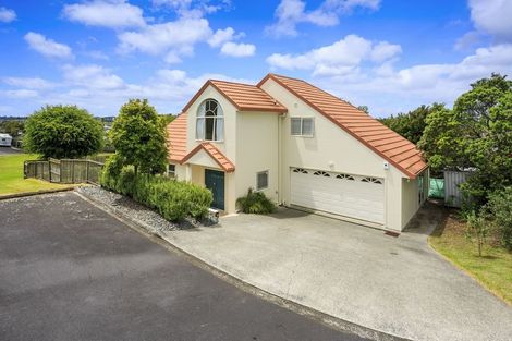 Photo of property in 3 Pigeonwood Lane, Albany, Auckland, 0632