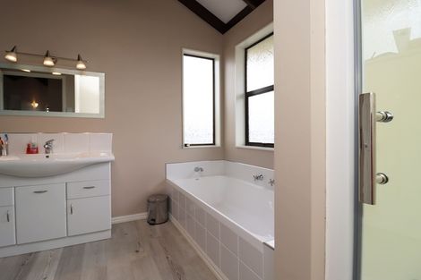 Photo of property in 40 Leven Street, South Hill, Oamaru, 9400