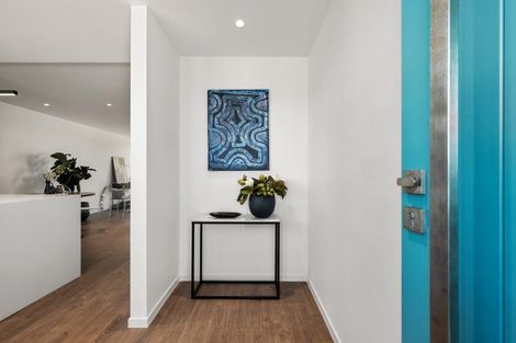 Photo of property in 96a Apu Crescent, Lyall Bay, Wellington, 6022