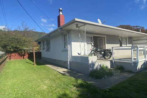 Photo of property in 45a Kent Street, Picton, 7220