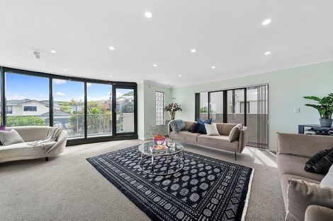 Photo of property in 9 Bury Grove, Strathmore Park, Wellington, 6022