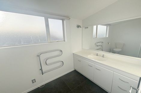 Photo of property in 20 Kotuku Crescent, Woolston, Christchurch, 8023