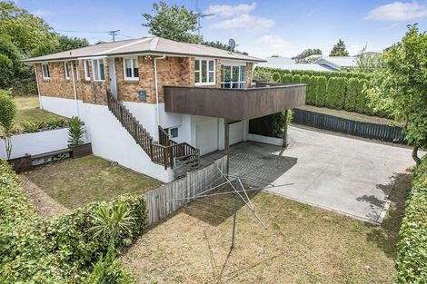 Photo of property in 68 Acacia Crescent, Glenview, Hamilton, 3206