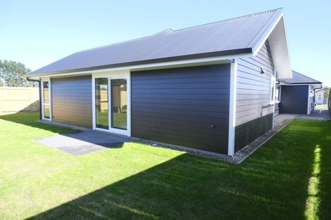 Photo of property in 140 Harakeke Drive, Wharewaka, Taupo, 3330
