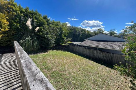 Photo of property in 2/10 Waratah Street, Birkenhead, Auckland, 0626