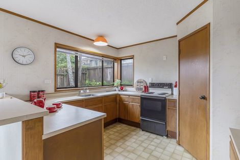 Photo of property in 75 Dalwhinnie Parade, Highland Park, Auckland, 2010