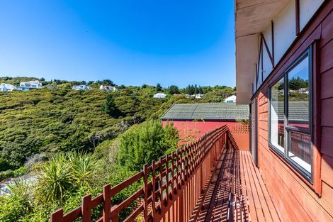 Photo of property in 49 Kinloch Place, Papakowhai, Porirua, 5024